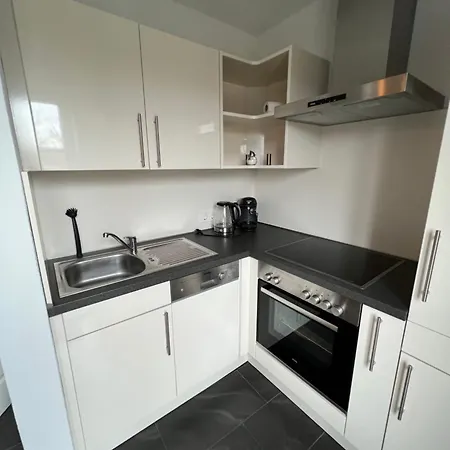 Zur Linde Guest house *