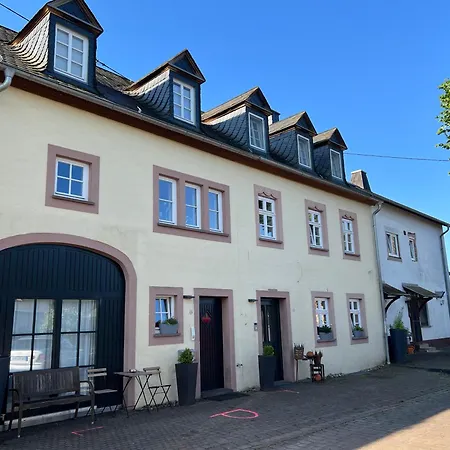 Gasthuis Zur Linde *