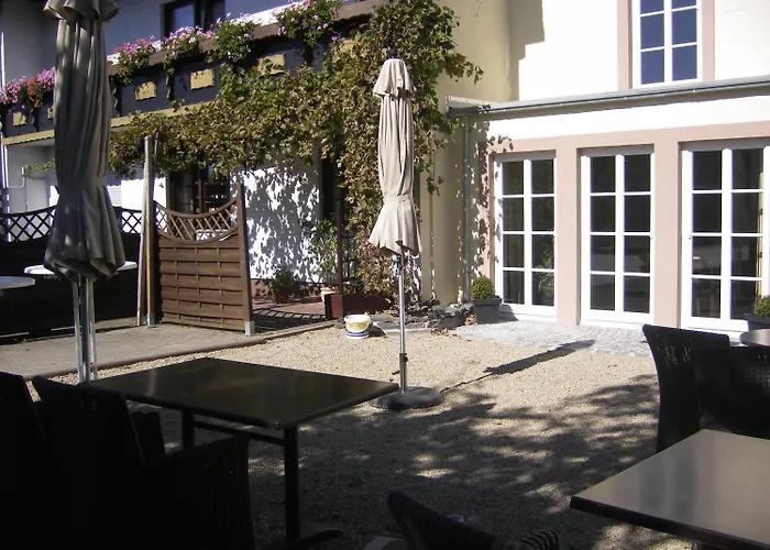 Zur Linde Гостевой дом *